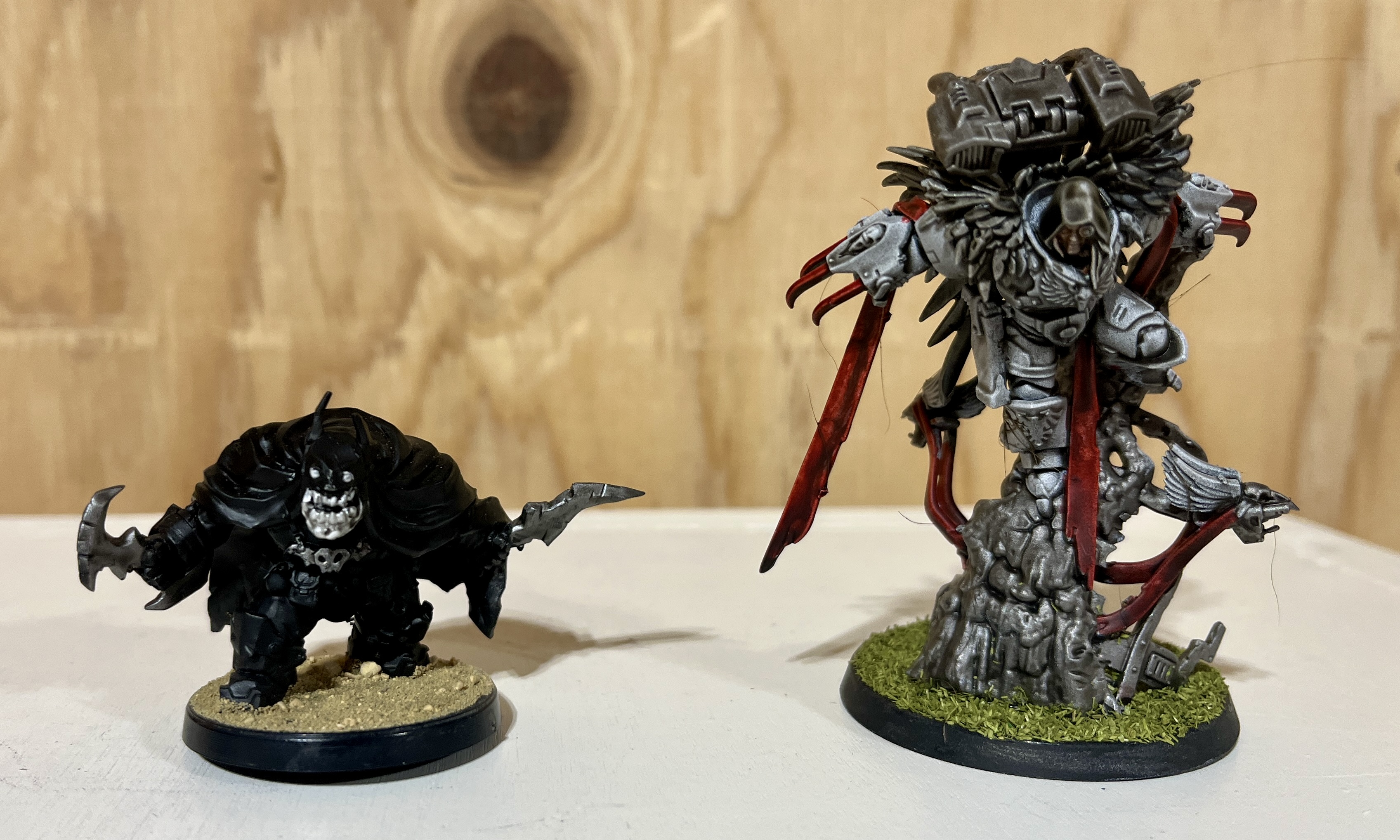 Orks War Horde vs Raven Guard Shadowmark Talon