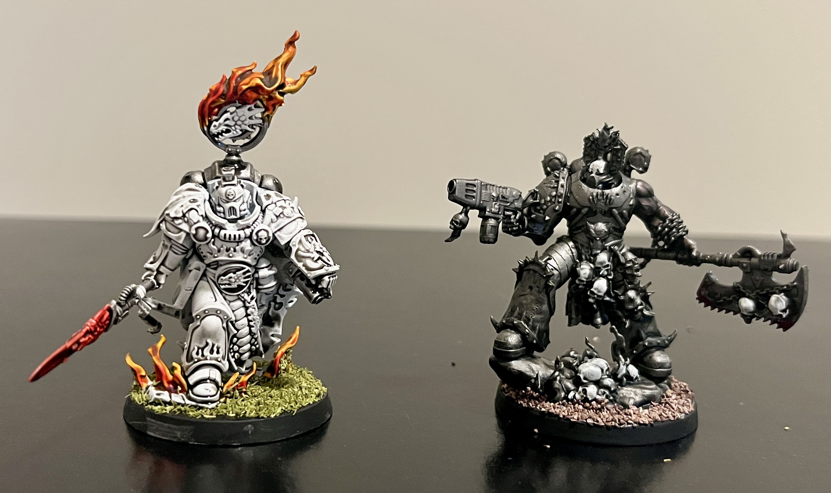 Salamanders Forgefather’s Seekers vs World Eaters Bezerker Warband